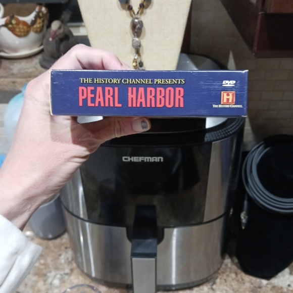 The History Channel Presents- Pearl Harbor (2-Disc DVD Box Set, 2001) - Region 1 - Picture 5 of 14